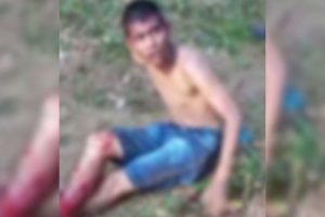 Um adolescente de 17 anos suspeito de fazer arrastões no município de Manacaupuru, interior do Amazonas, foi espancado e teve o pé decepado na tarde dessa terça-feira (3)