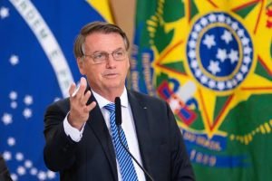 O presidente Jair Bolsonaro afirmou no sábado (8) que ainda não há definição sobre reajuste de servidores públicos