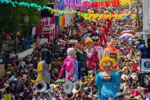 A prefeitura de Olinda, em Pernambuco, anunciou nesta quarta-feira (5) o cancelamento do tradicional carnaval da cidade em 2022