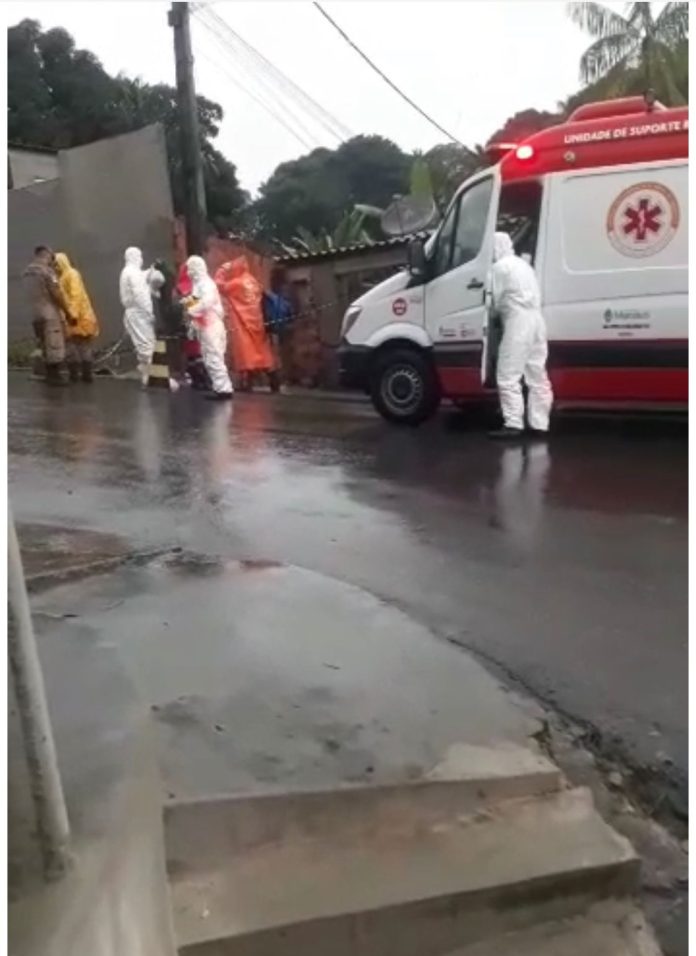 CHUVA: Família é soterrada durante desabamento de casa no Fazendinha