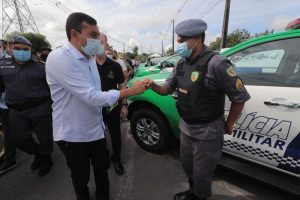 Em cerimônia realizada na manhã desta segunda-feira (31), o governador Wilson Lima promoveu novas medidas para melhorar as condições de trabalho dos policiais no combate à criminalidade na capital e no interior do Amazonas