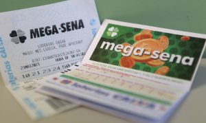 Mega-Sena sorteia prêmio de R$ 16 milhões nesta quarta-feira (Foto: Agência Brasil)