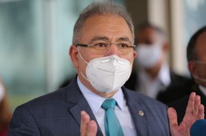 Ministro da Saúde diz que cloroquina não tem eficácia comprovada contra Covid