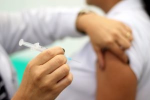 Brasil se aproxima dos 70% da população imunizada com 2 doses de vacina