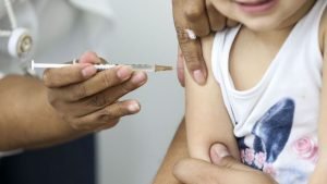 Ceará anuncia que vacinará crianças sem exigência de receita médica