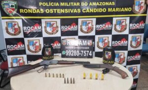 A Polícia Militar do Amazonas (PMAM) prendeu, entre a manhã de quinta-feira (17) e as primeiras horas de hoje (18), 27 pessoas e apreendeu dois adolescentes durante ocorrências registradas em Manaus e nos municípios de Benjamin Constant, Coari, Manacapuru e Urucurituba