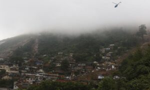 A previsão é de mais chuva na região serrana do RJ; Defesa Civil alerta(Foto: Agência Brasil)