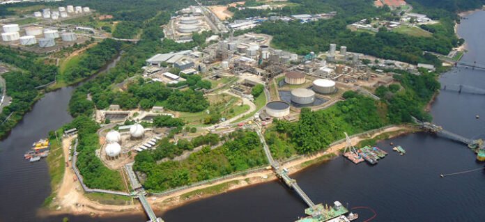 Em audiência pública realizada no Senado Federal nesta quarta-feira (23), petroleiros alertaram sobre os possíveis prejuízos decorrentes da privatização da refinaria Isaac Sabbá (Reman), localizada em Manaus