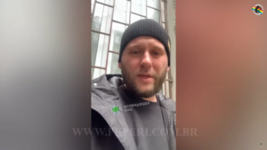 Vídeo: Homem é atingido por míssil enquanto gravava vídeo na Ucrânia