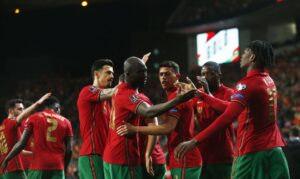 Portugal vence da Turquia e sonha com a Copa