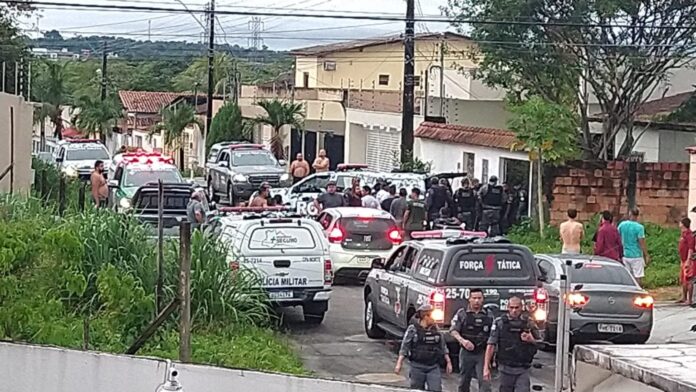 Criminosos morrem após assaltar clínica veterinária em Manaus