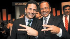 Presidente do PSDB cogita deixar coordenação da campanha nacional