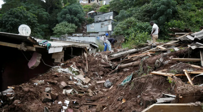 Mais de 300 pessoas morreram após forte chuvas na África do Sul