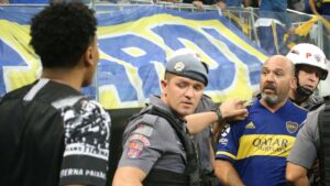 Libertadores: torcedor do Boca Juniors é preso por racismo em jogo contra o Corinthians