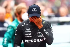 Fórmula 1: Lewis Hamilton se vê fora da disputa pelo título