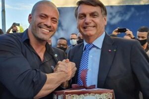 Justiça Federal exige que Bolsonaro explique indulto para Daniel Silveira
