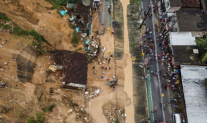 Chuvas no Recife: Total de mortos chega a 106