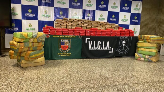 AM: grupo é preso com 600 kg de drogas em Novo Airão