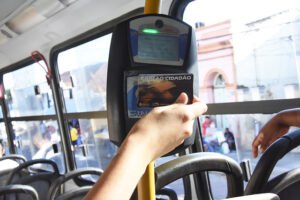 Ônibus de Manaus passam por atualização de software no Sistema de bilhetagem