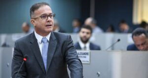 O prefeito de Manaus, David Almeida, afirmou que a candidatura a senador do ex-deputado Chico Preto pelo Avante depende de decisão do Tribunal Superior Eleitoral (TSE)