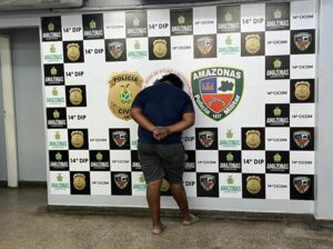 Força Tática prende 'Bozo' com drogas na zona Leste de Manaus