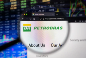 Ações da Petrobras despecam na Bolsa de Valores nesta sexta-feira (17)