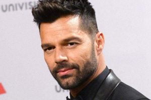 Cantor Ricky Martin é acusado de abuso e incesto por sobrinho