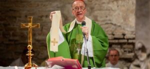 O cardeal Dom Cláudio Hummes, arcebispo emérito de São Paulo, morreu nesta segunda-feira (4) aos 87 anos na capital paulista. A informação foi confirmada em nota pela Arquidiocese de São Paulo
