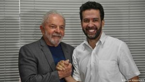 Janones retirou a candidatura e vai apoiar Lula