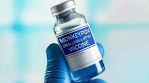 Anvisa dispensa registro para compra de vacinas contra varíola dos macacos
