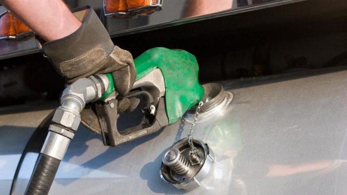 Petrobras reduz novamente preço do diesel para as distribuidoras