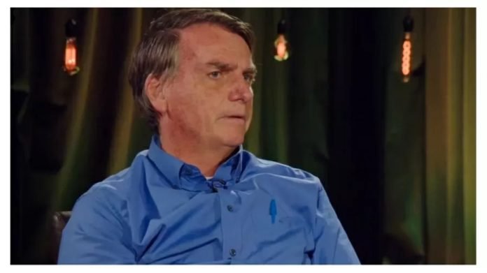 Bolsonaro diz em podcast que manterá Guedes e auxílio de R$ 600; e minimiza rachadinha