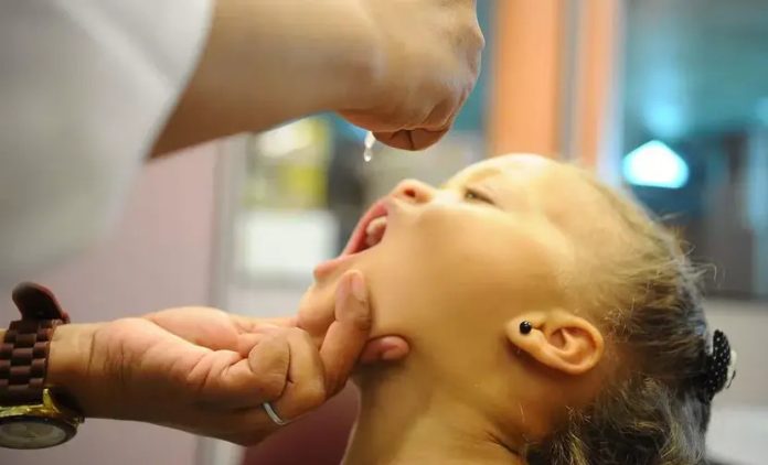 Prefeitura de Manaus inicia campanha de vacinação contra pólio