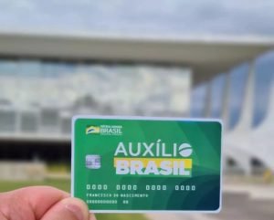 O pagamento do Auxílio Brasil referente ao mês de setembro começa nesta segunda-feira (19)