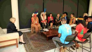 Rosa Weber diz a indígenas que STF vai retomar julgamento do marco temporal