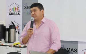 O prefeito de Careiro Castanho (a 86 quilômetros de Manaus), Nathan Macena, afirmou que o desabamento da ponte localizada no KM 12 da BR-319, ocorrido na manhã de hoje (28), foi causado pela falta de manutenção da estrutura