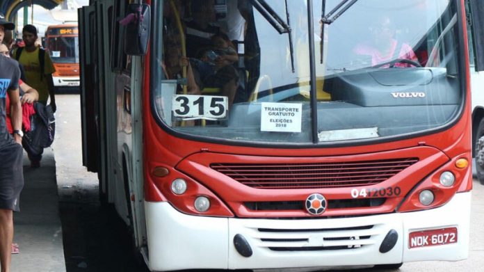 Após aprovação na Câmara Municipal de Manaus (CMM), a gratuidade do transporte coletivo nas eleições de domingo (2) foi sancionada pela Prefeitura de Manaus