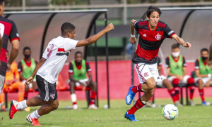 Com multa milionária, Flamengo renova com joía