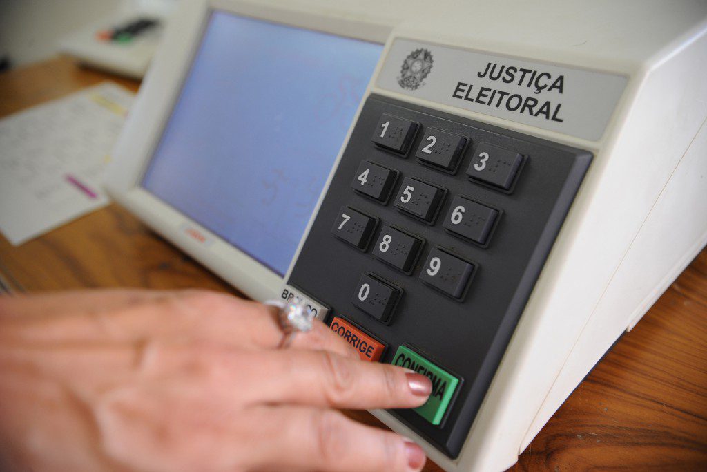 TCU fará teste de integridade em 4.161 urnas eletrônicas - Rede Onda