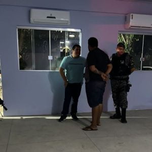 O advogado Osvaldo Biase Júnior, e um homem conhecido como Marinaldo Magalhães Costa fora presos em flagrante por tráfico de drogas na noite dessa sexta-feira (30) em Itacoatiara