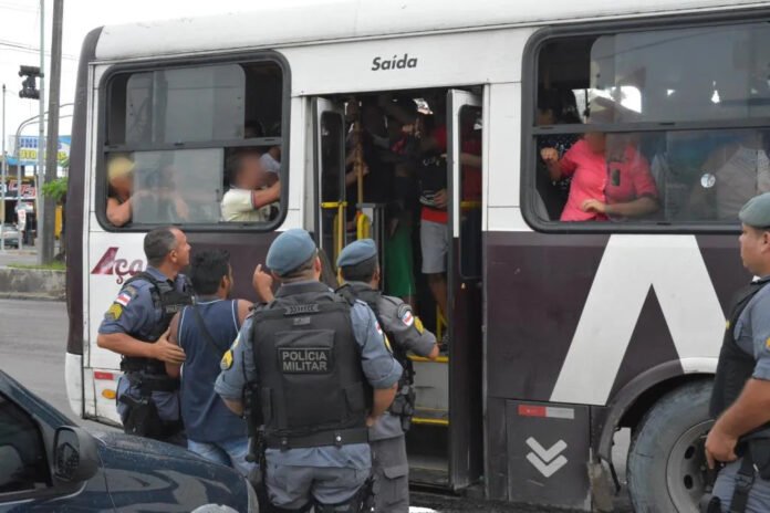 Dados do Sinetram apontam 5 assaltos a ônibus por dia em Manaus