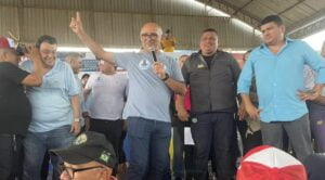 Jair Souto, prefeito de Manaquiri, e o senador Eduado Braga