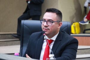 Rodrigo Guedes anuncia retirada de candidatura à presidência da CMM