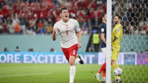 Austrália surpreende vencendo a Dinamarca e passa às oitavas