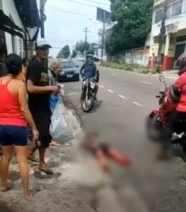 Após bebedeira, mulher esfaqueia amiga no Centro de Manaus