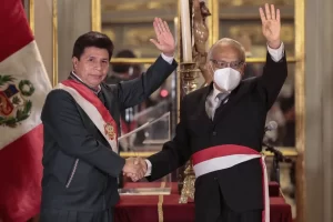 Primeiro-ministro do Peru, Anibal Torres, renuncia cargo
