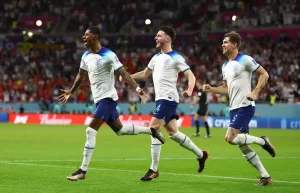 Copa do Mundo: Inglaterra e Estados Unidos se classificam para as oitavas de final