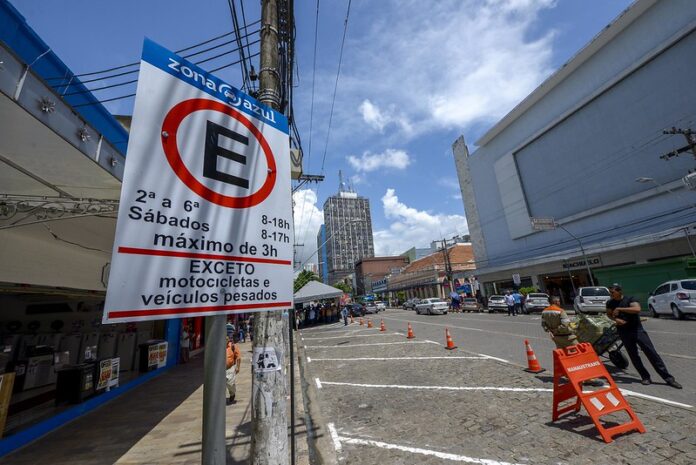 Justiça determina aumento do Zona Azul em Manaus