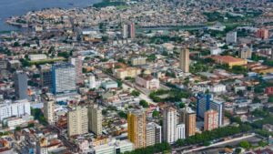 Manaus tem o 5º maior PIB dentre municípios do país, segundo IBGE