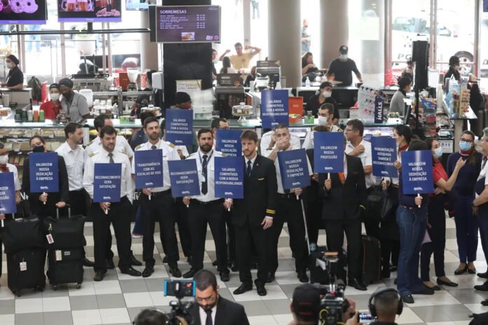 Greve de pilotos e comissários se inicia; AM ainda não é afetado